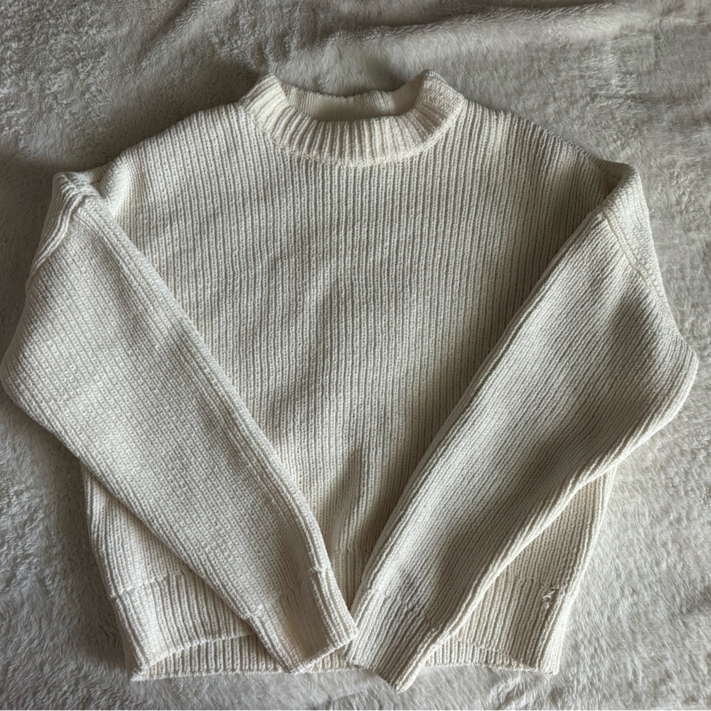 Abercrombie and Fitch white chunky sweater size XS